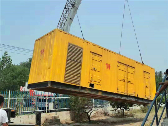 淮阴300KW柴油发电机组油耗是多少？